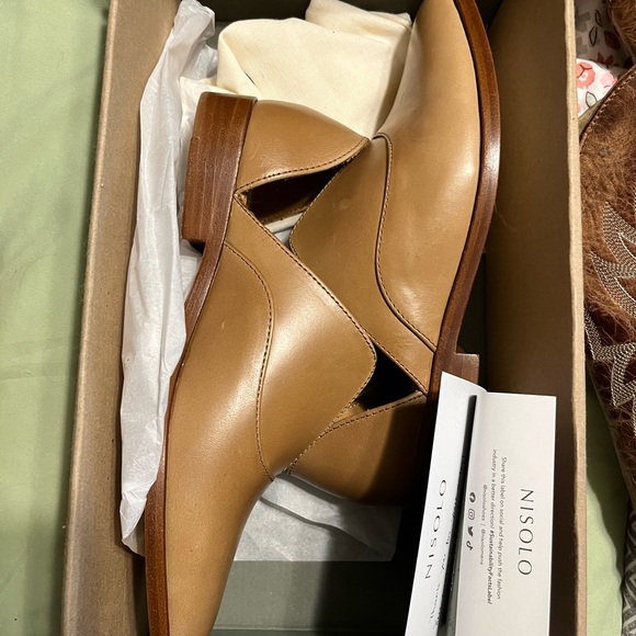 Nisolo Emma d’Orsay Oxford - Picture 5 of 5